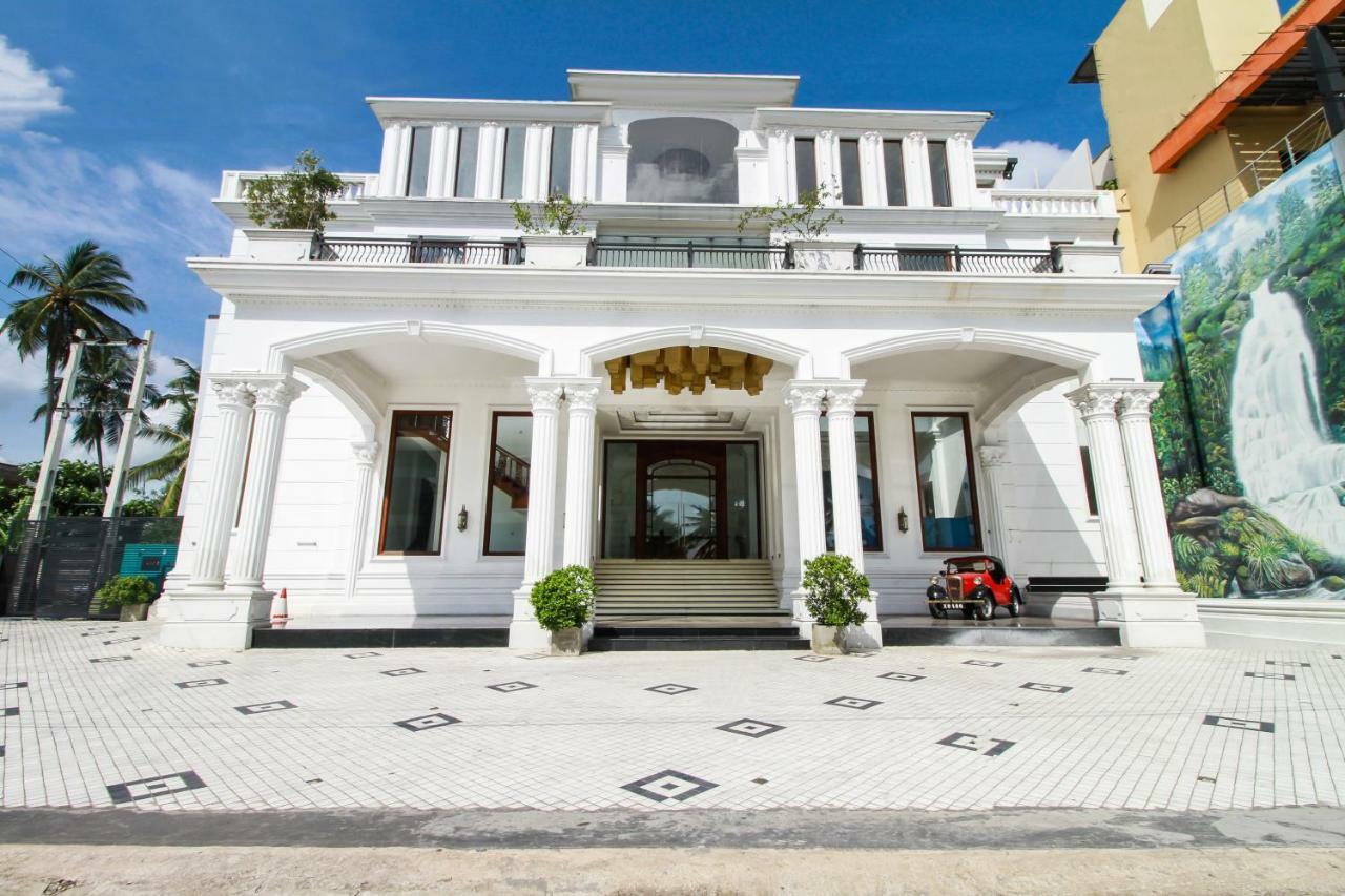 Hotel Queensbury Malabe Kaduwela Luaran gambar