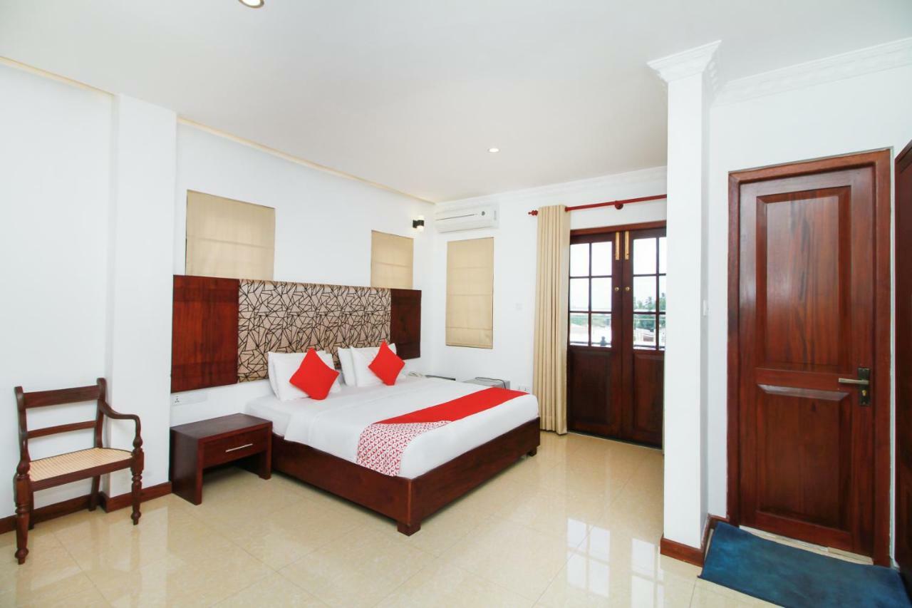 Hotel Queensbury Malabe Kaduwela Luaran gambar