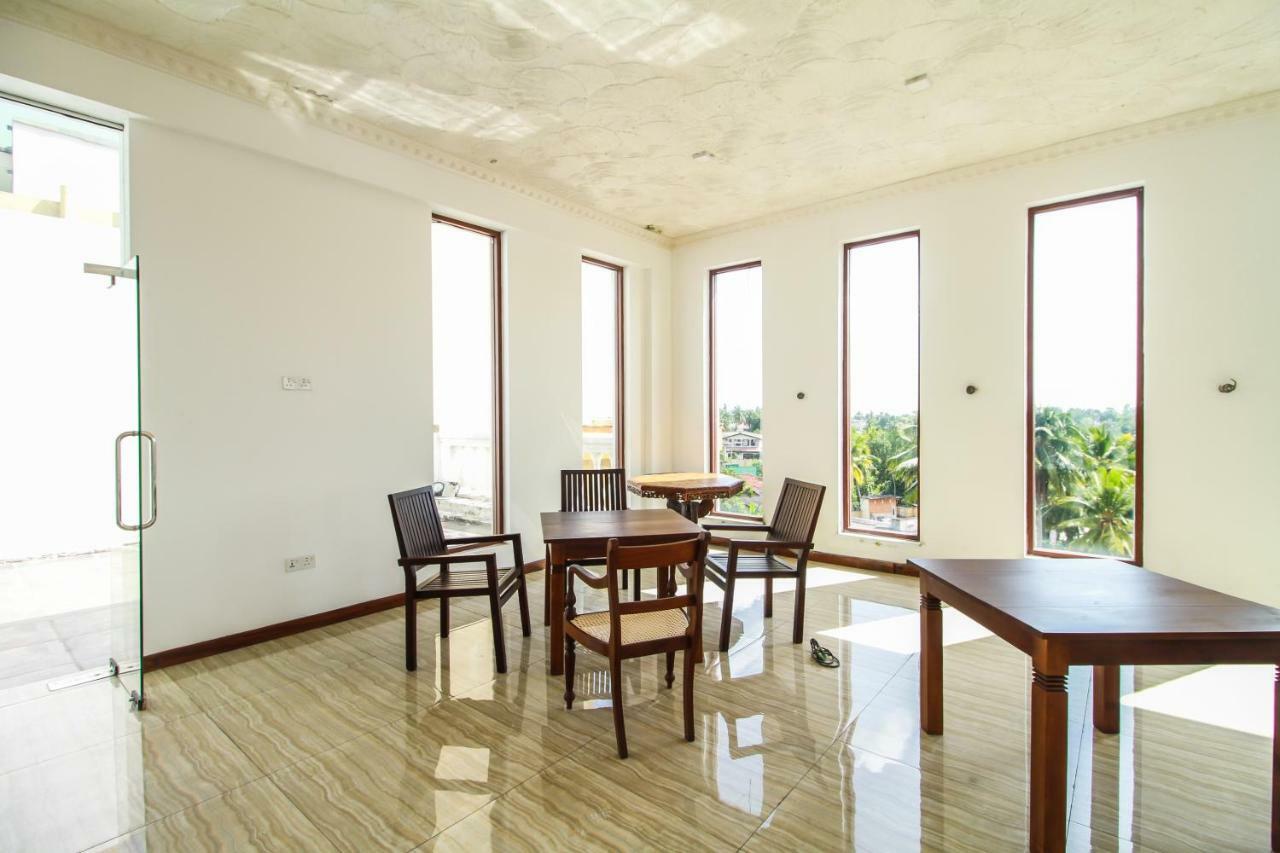 Hotel Queensbury Malabe Kaduwela Luaran gambar
