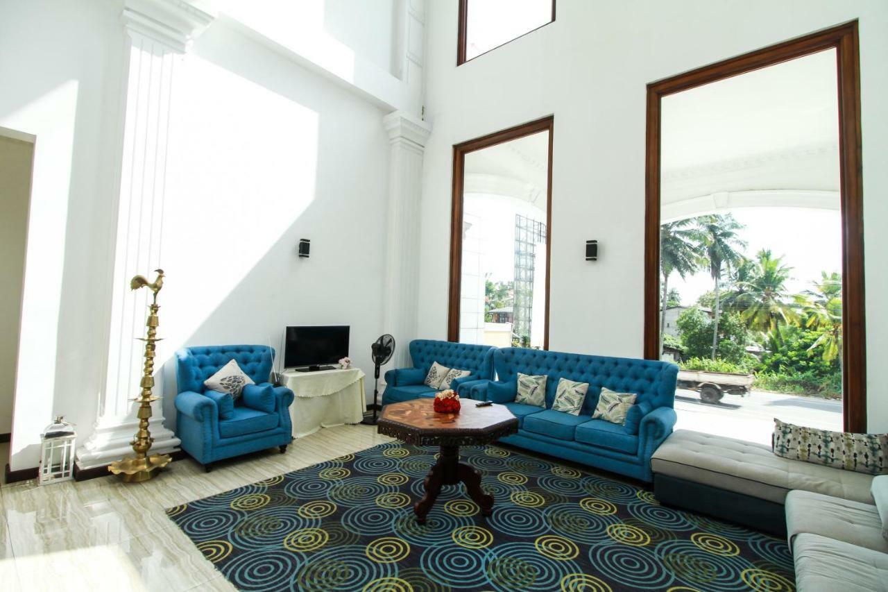Hotel Queensbury Malabe Kaduwela Luaran gambar